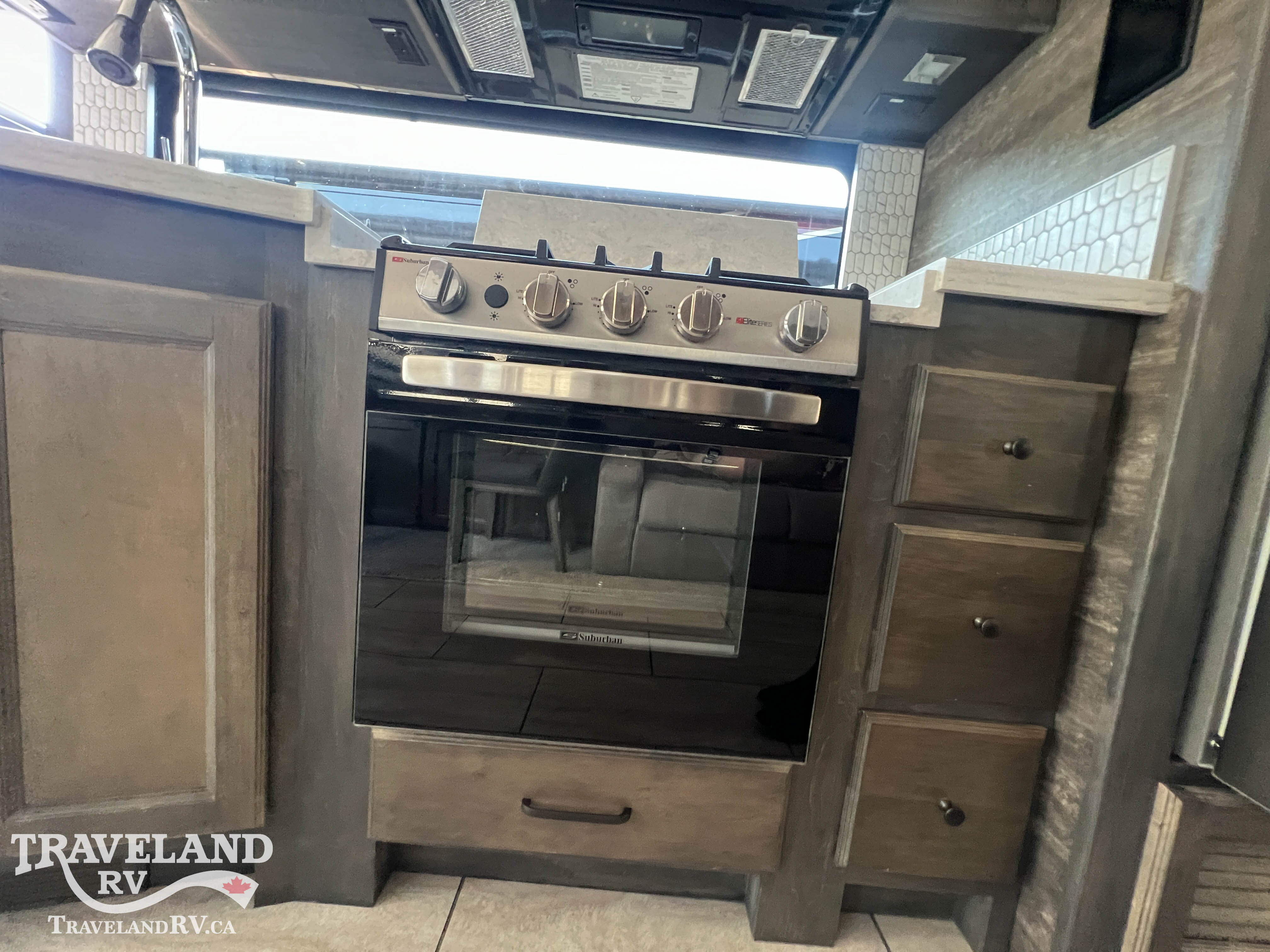 2012 Tiffin Allegro 36 LA - Image 21