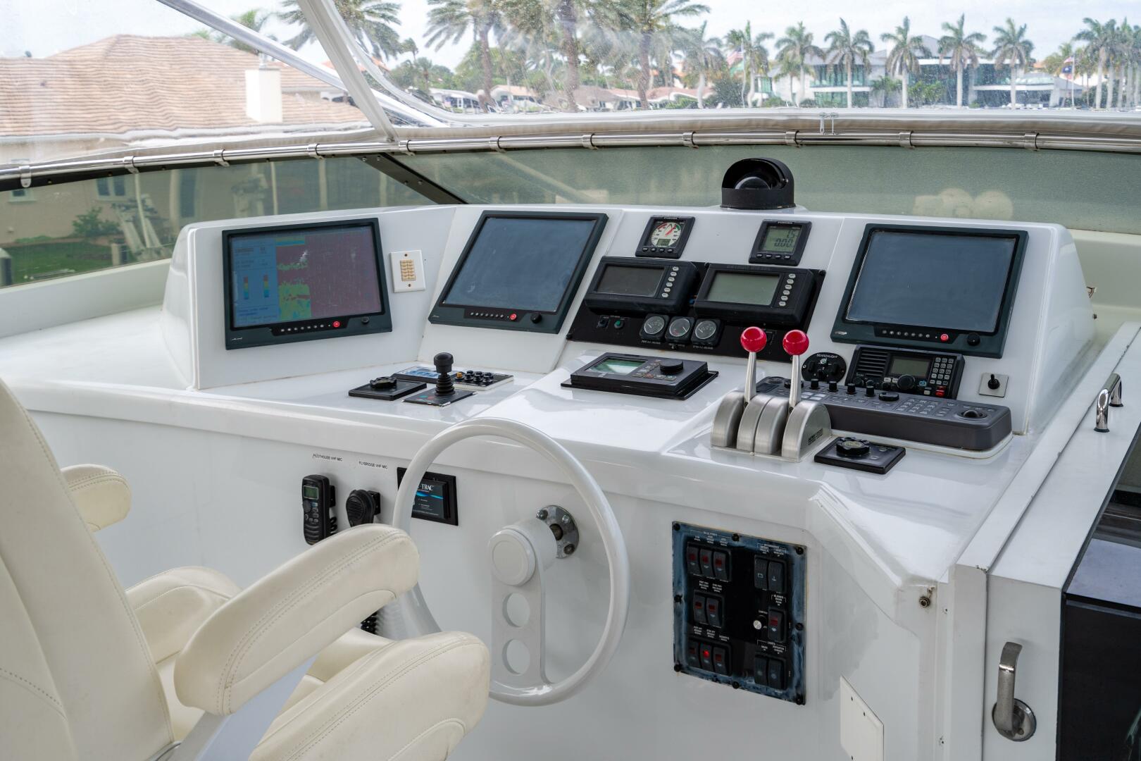 2001 Hatteras 100 Motor Yacht - Image 76