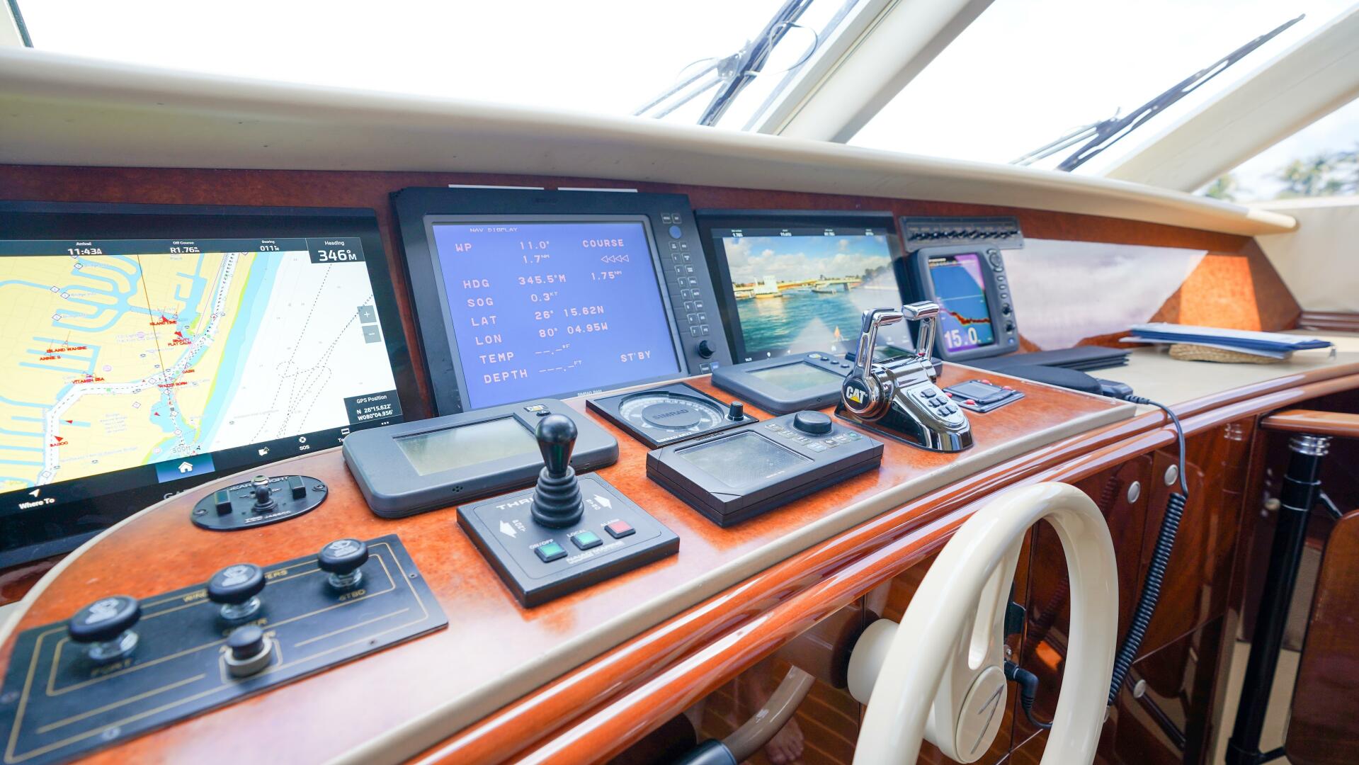 2004 Lazzara Yachts 80 SL - Image 61