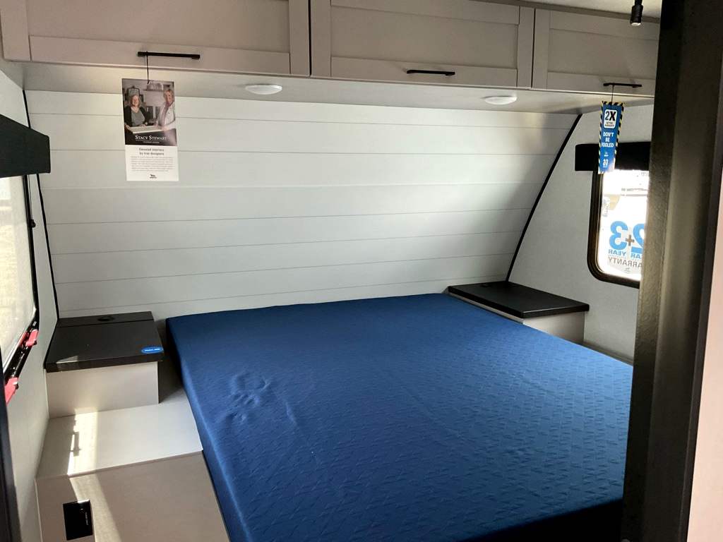 2026 JAYCO Jay Feather 29 BHB - Image 18