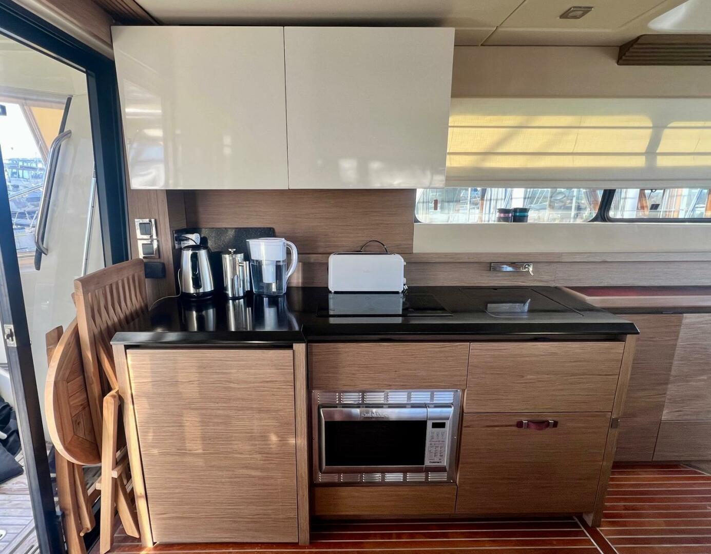 2017 Beneteau Monte Carlo 4 - Image 13