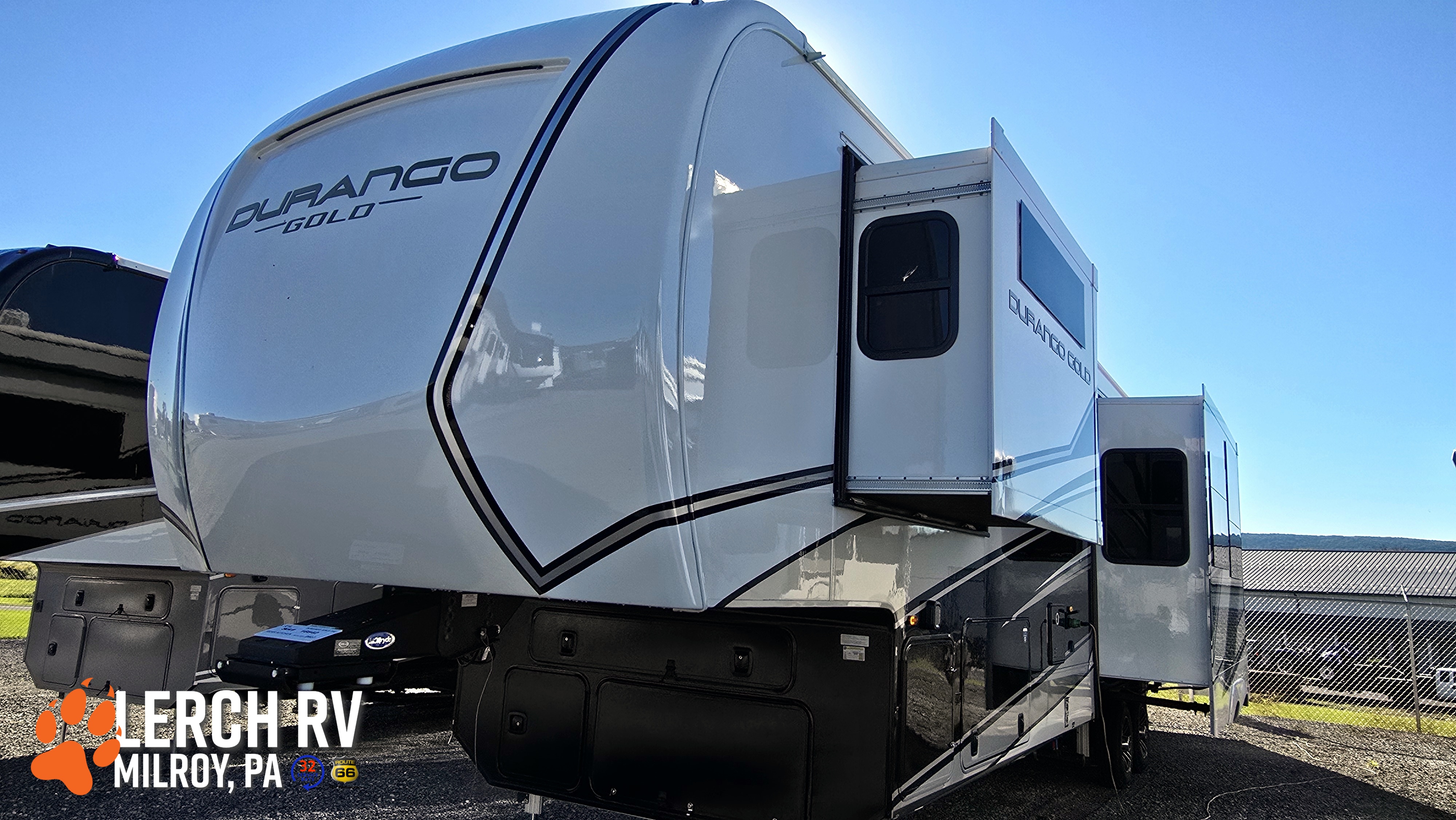 2027 KZ RV Durango Gold G390MLQ - Image 3
