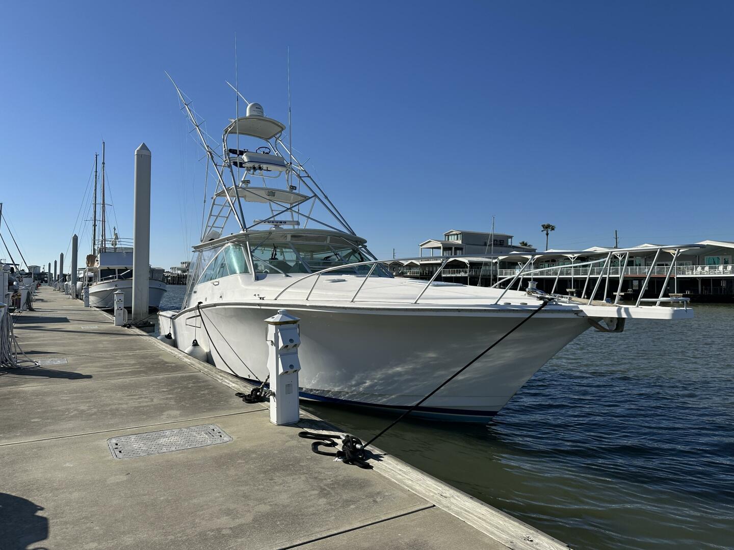 2000 Cabo 45 Express - Image 5