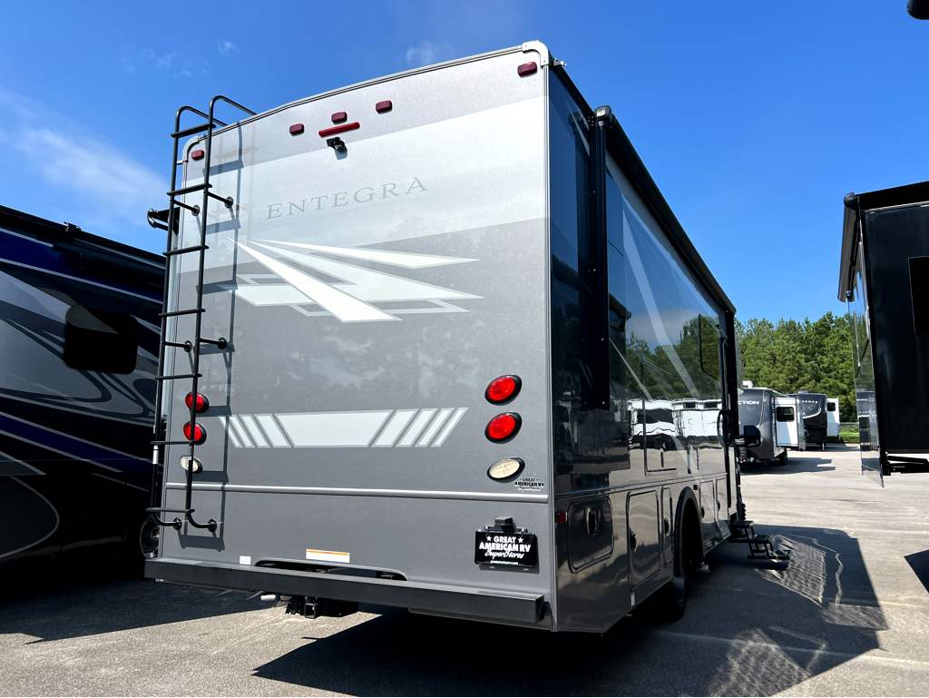2027 ENTEGRA COACH ESTEEM XL 32U - Image 4