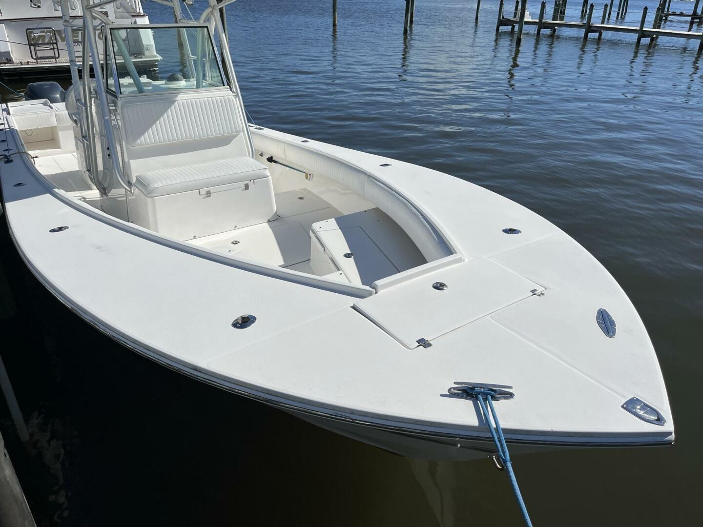 2006 Regulator 32 Center Console - Image 3