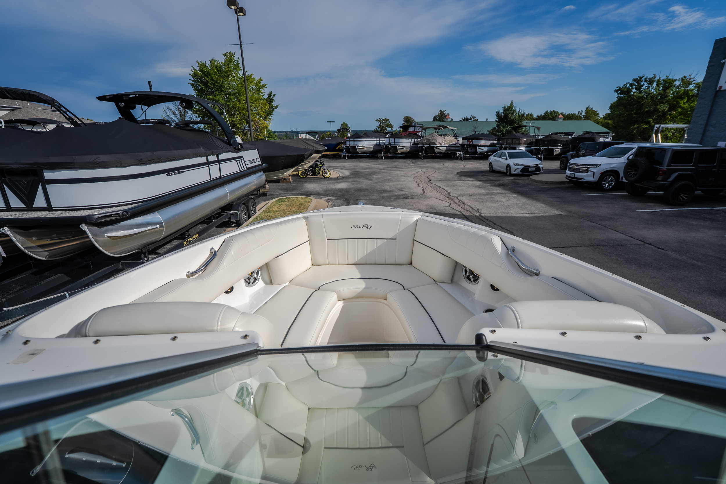 2006 Sea Ray 270 SLX - Image 28