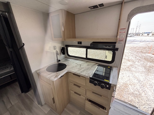 2023 SALEM PLATINUM FSX 163RDSKX - Image 15