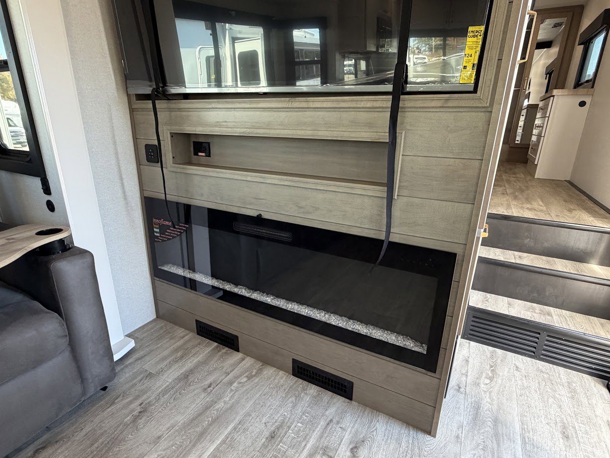 2026 JAYCO EAGLE 365UKTS - Image 18