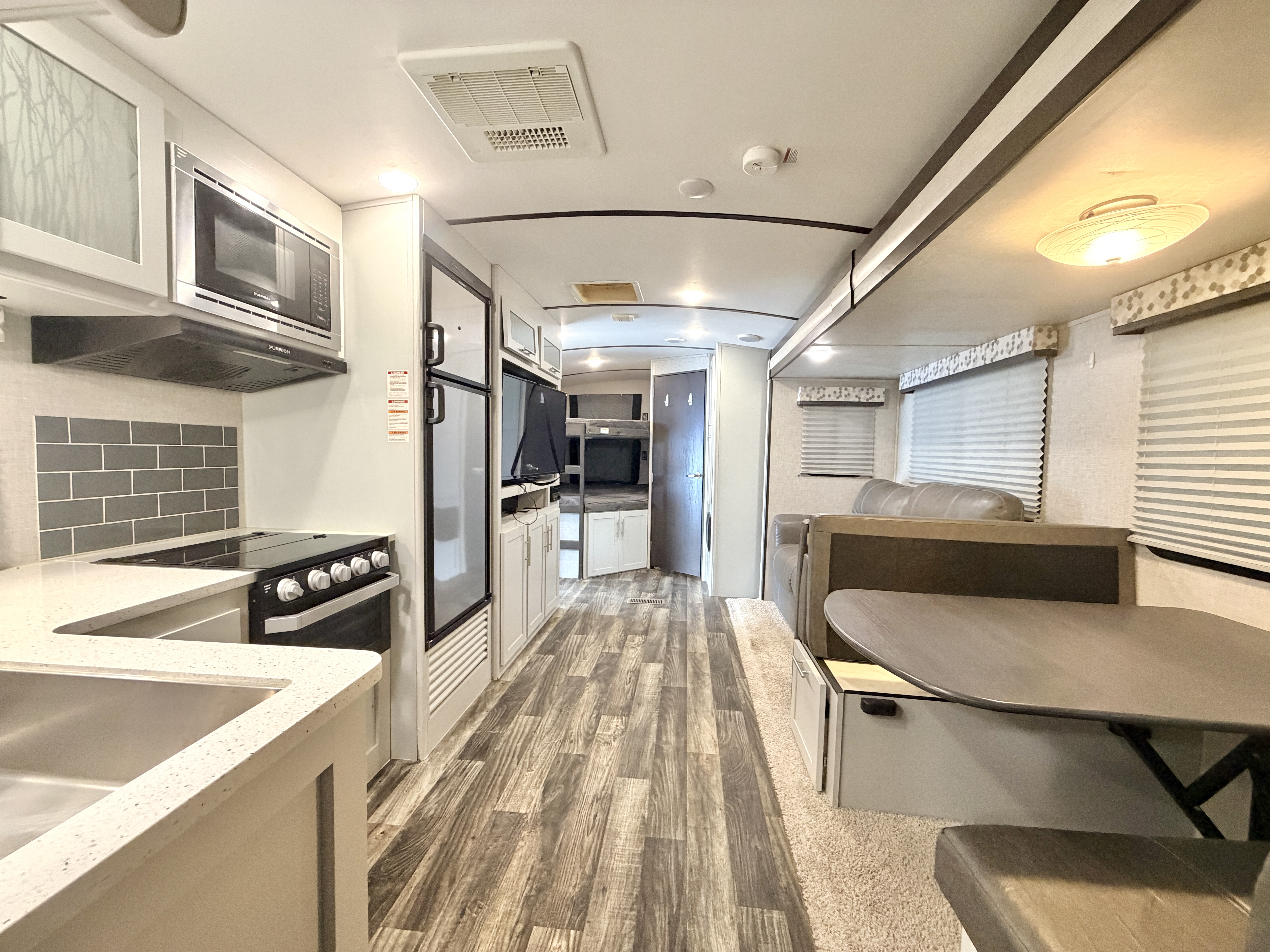 2019 Keystone PREMIER 298BHPR - Image 9