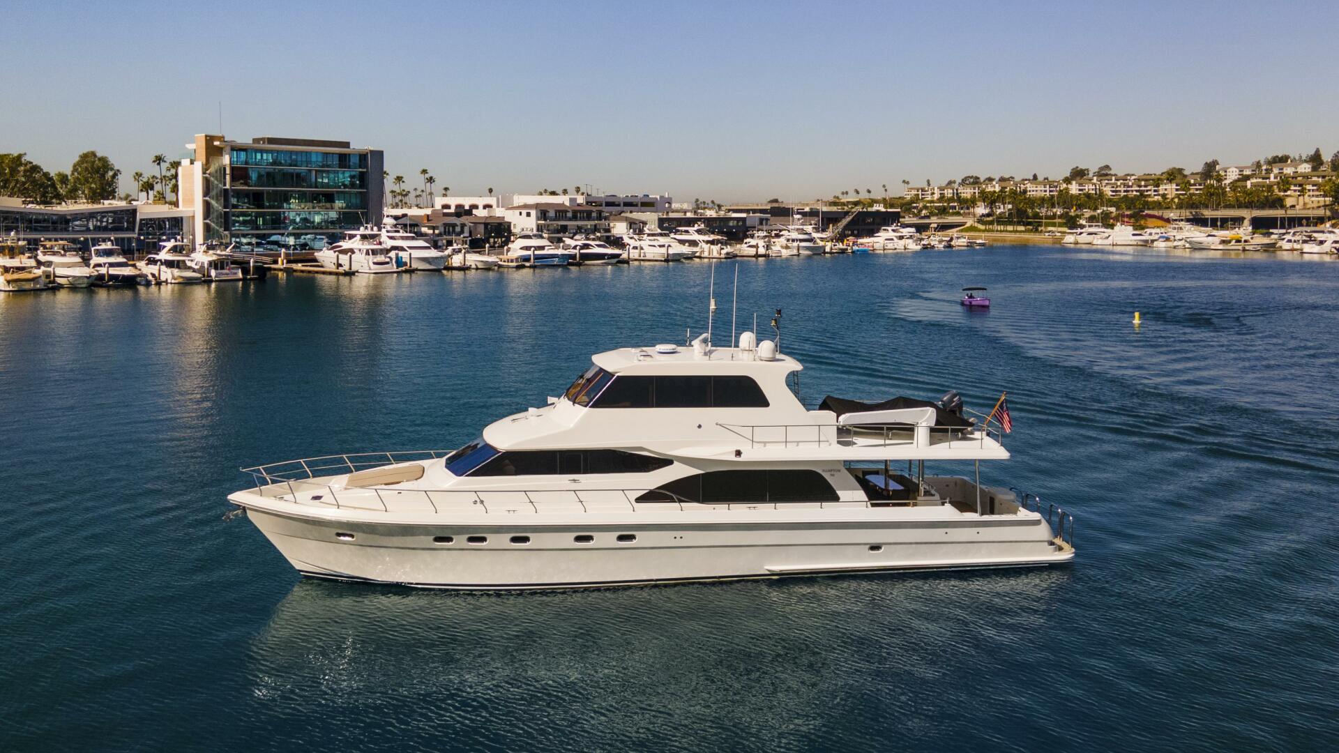 2007 Hampton Cockpit Motoryacht - Image 44