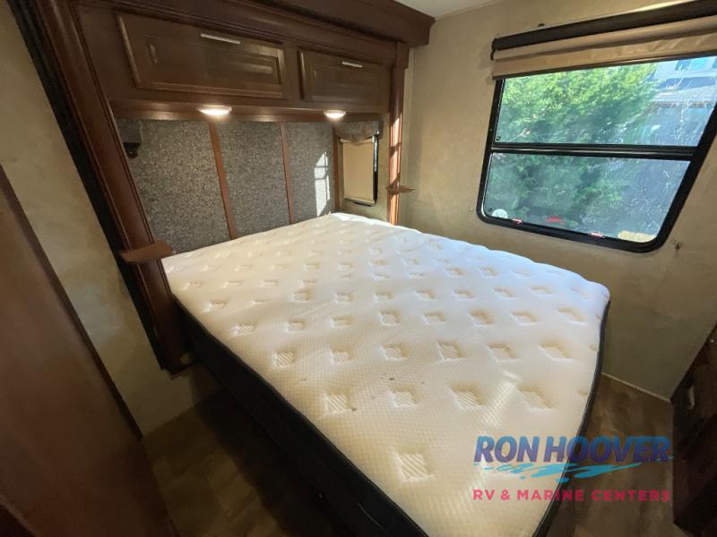2015 FOREST RIVER 335DS - Image 23