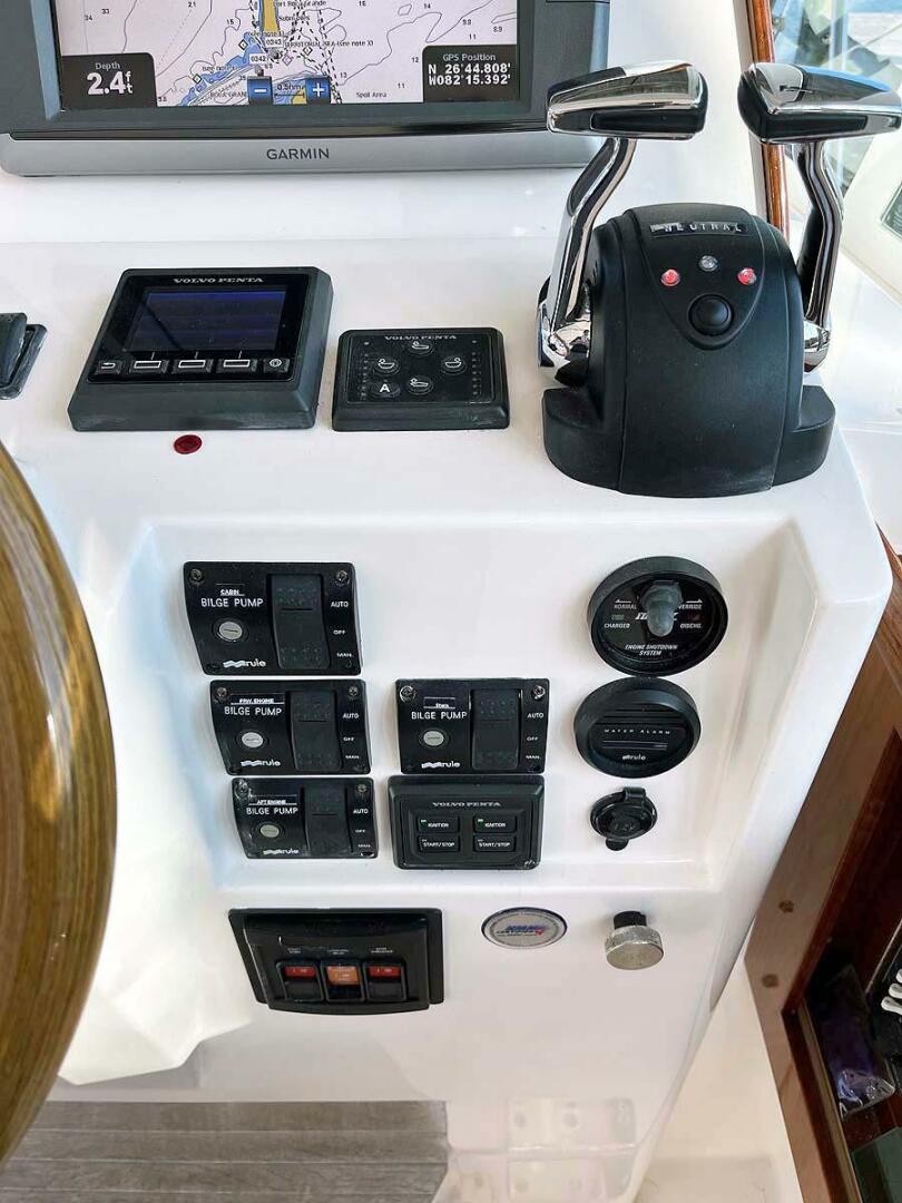 2013 Hunt Yachts Harrier 36 - Image 18