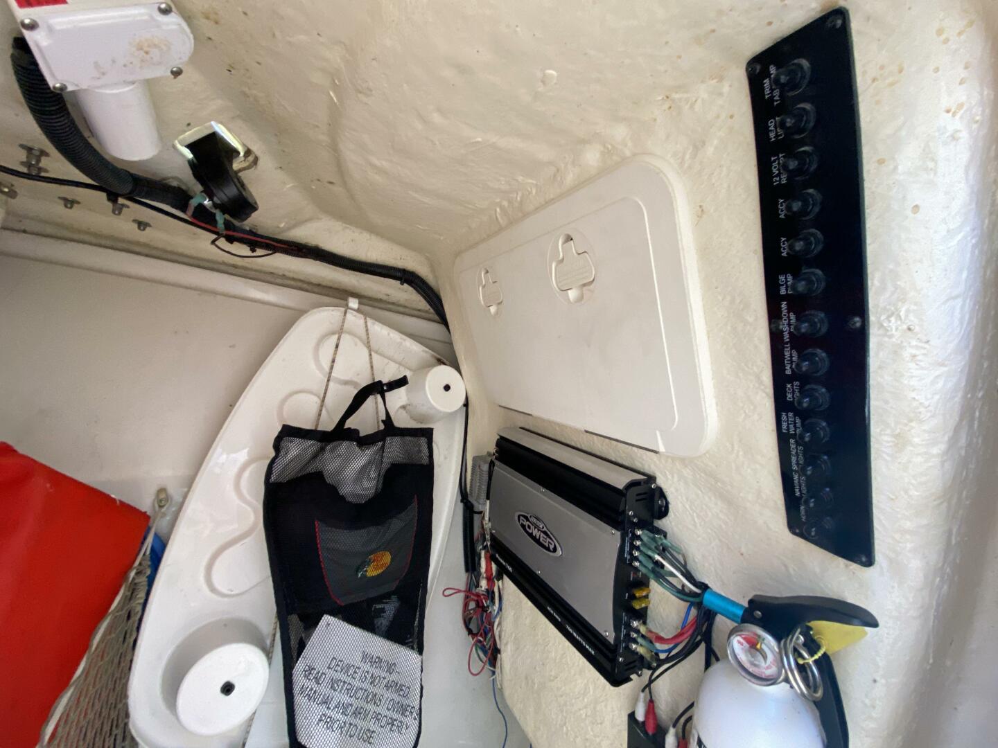 2018 Sailfish 275 Dual Console - Image 38