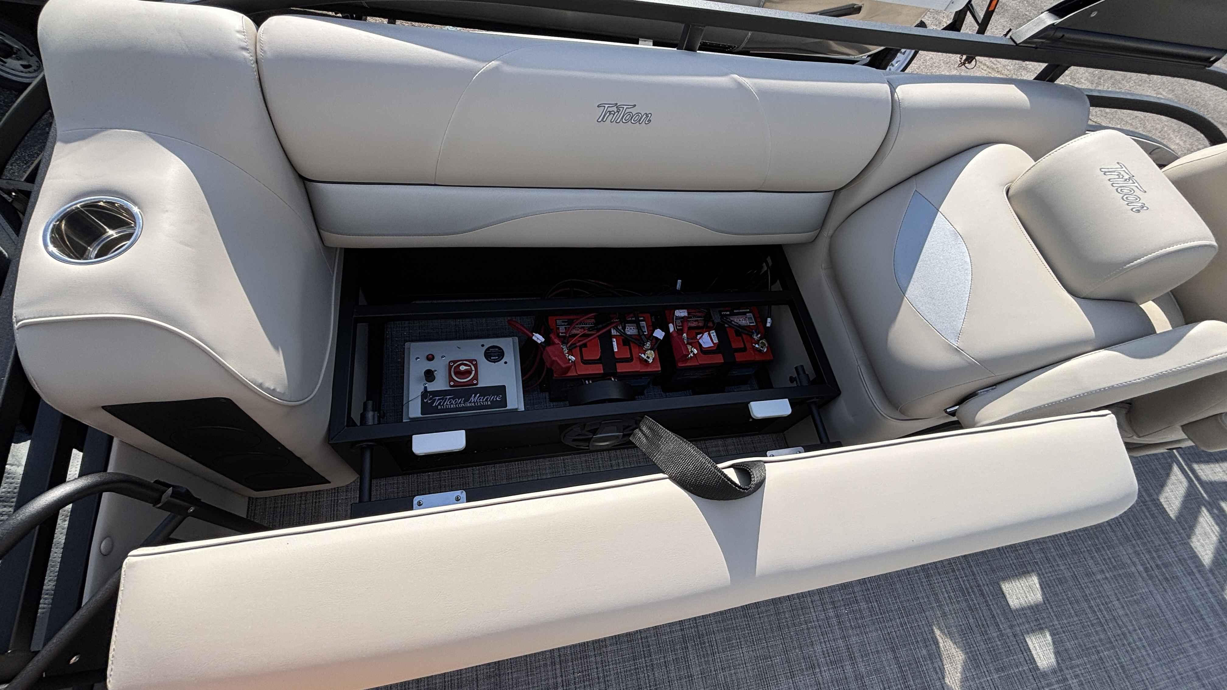 2026 JC Pontoon NepToon 25TT Sport DSL - Image 6