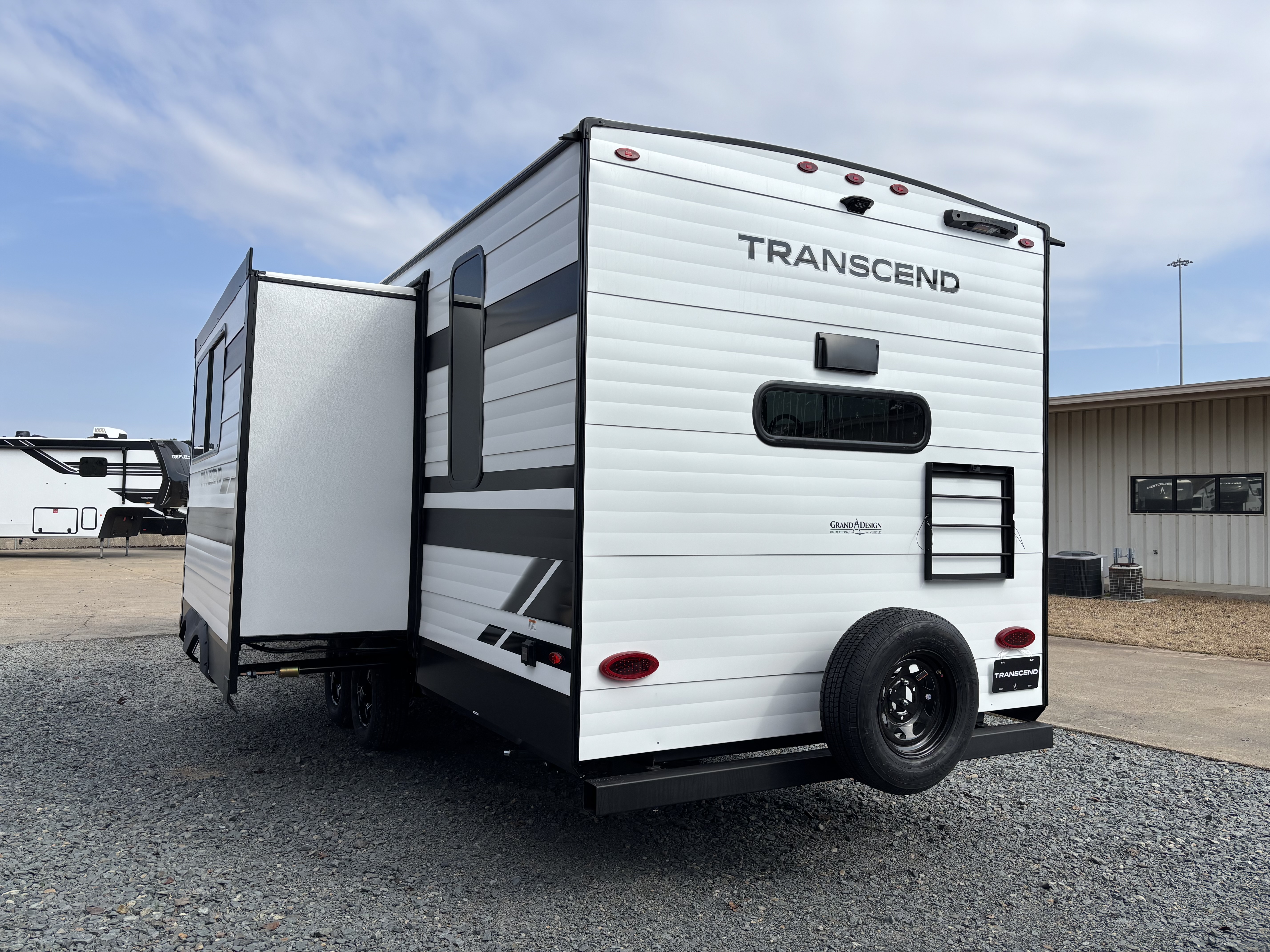 2026 Grand Design Transcend 285RKT - Image 6