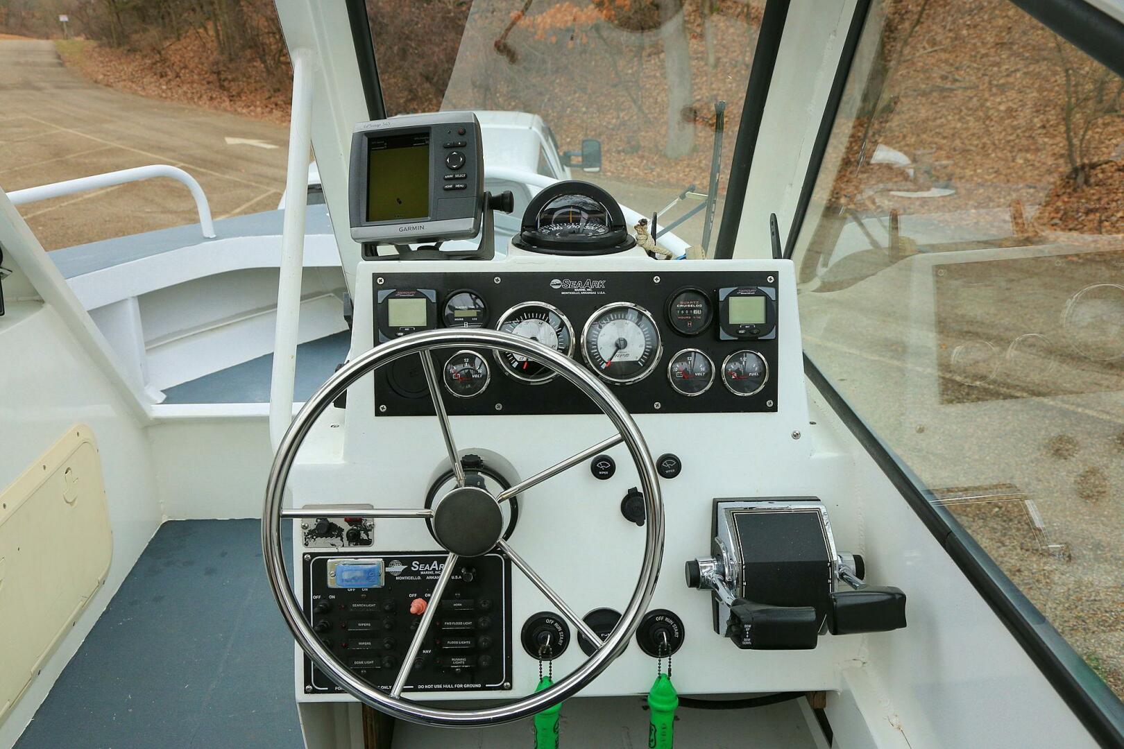 2002 SeaArk DXS 1652 SLD - Image 161