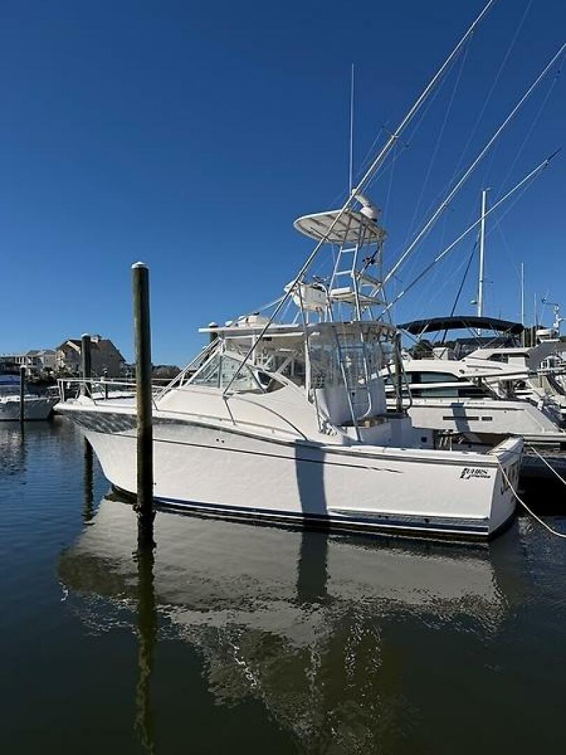 2011 Luhrs 37 IPS Canyon Series - Image 2
