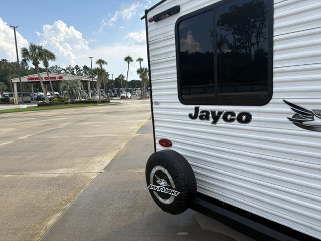 2024 JAYCO JAY FLIGHT 212QB - Image 3