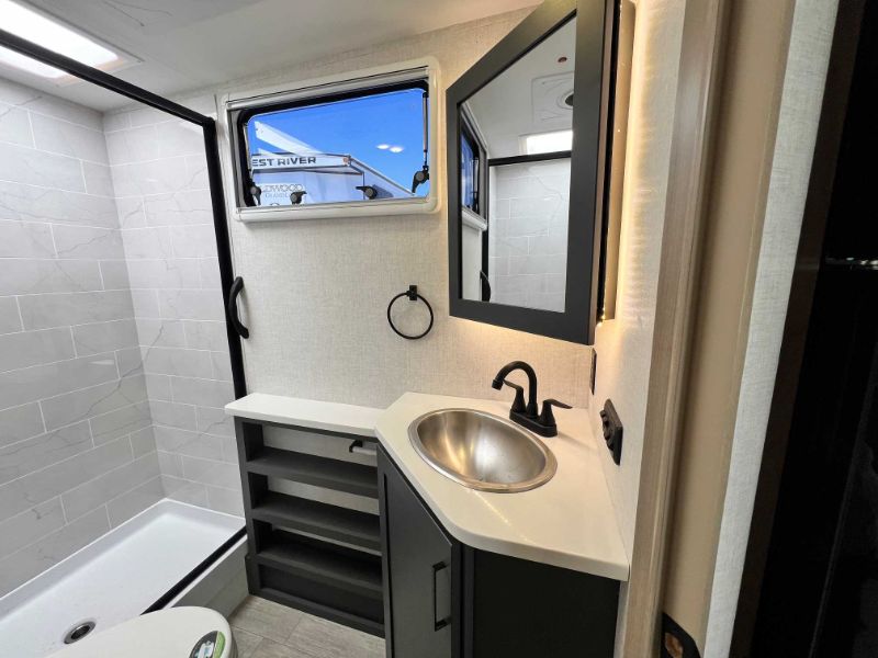 2026 Ember RV Overland Series 240TKR - Image 13