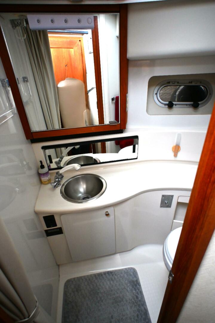 1996 Bayliner 4087 Aft Cabin Motoryacht - Image 34