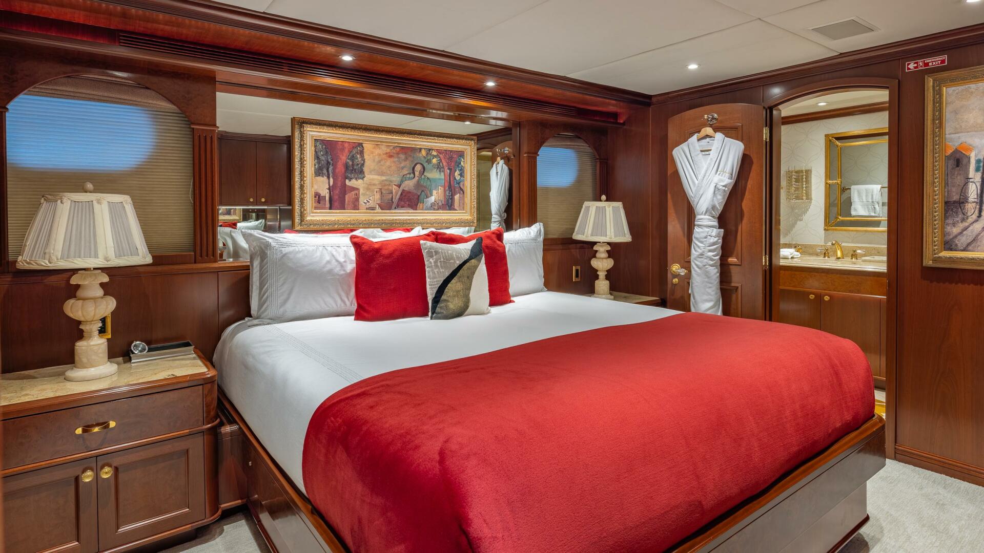 2001 Trinity Yachts Tri-Deck MY - Image 11