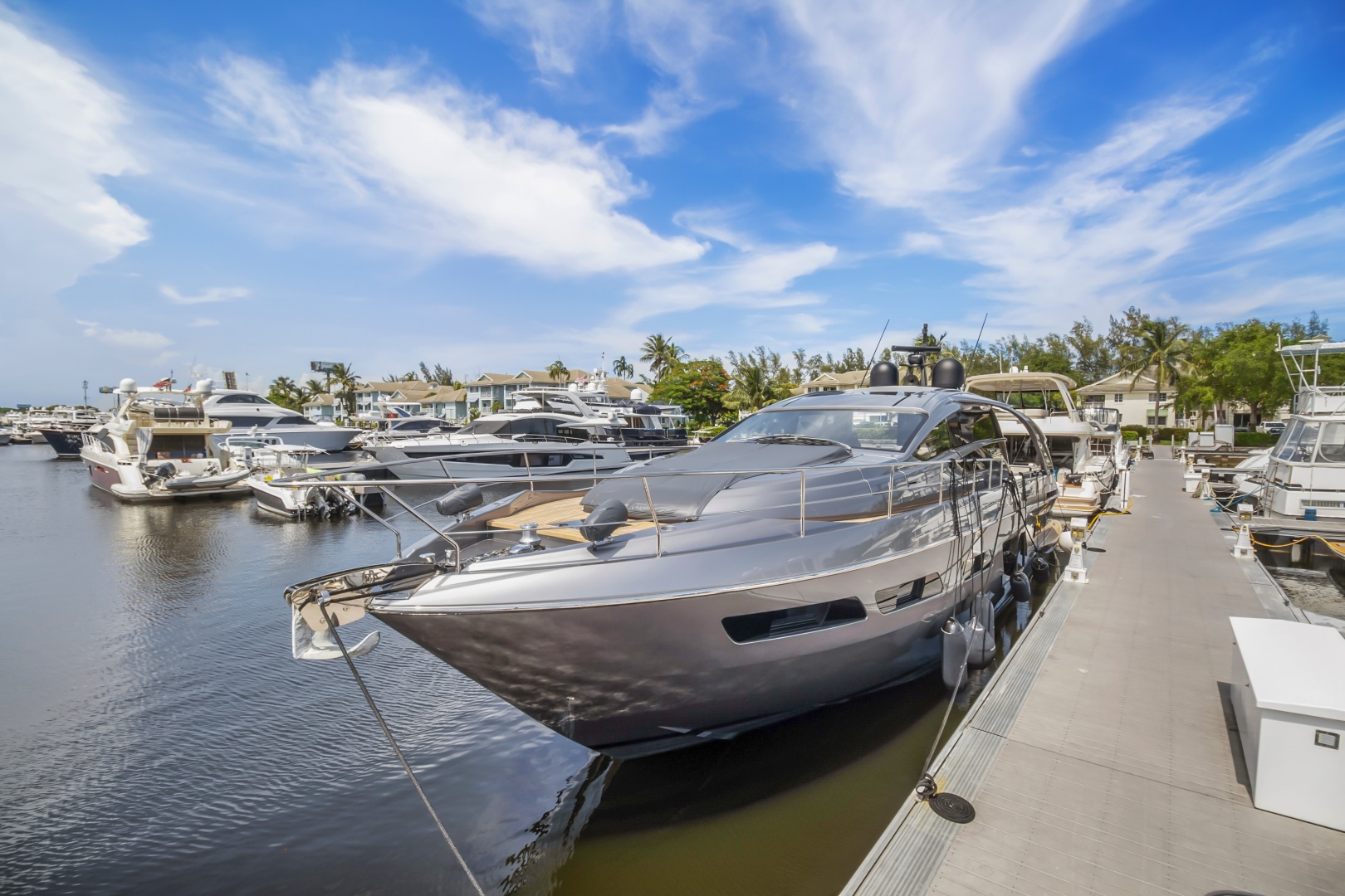 2020 Pershing 7X - Image 4