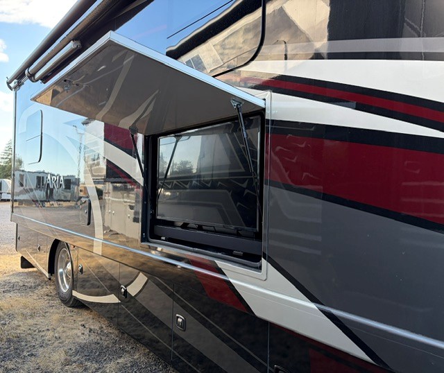2019 Thor Motor Coach Aria 3901 - Image 6