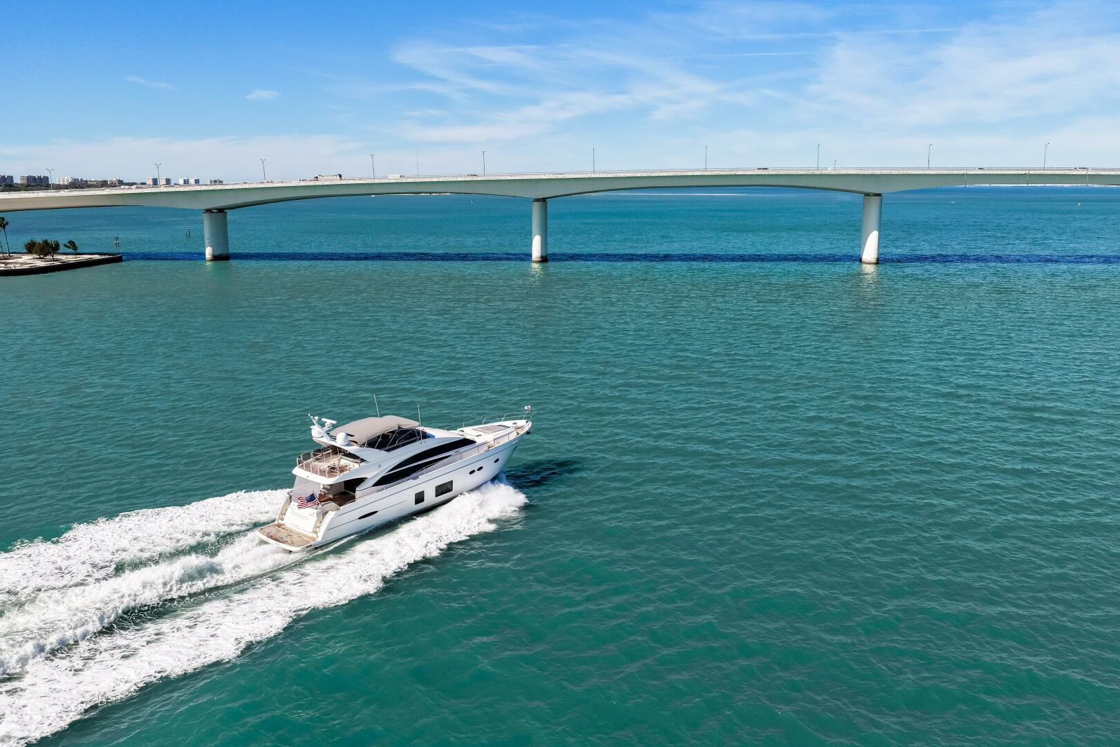 2014 Princess Y72 - Image 41