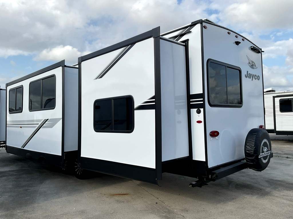 2026 JAYCO Jay Flight 325 BHT SLX - Image 28