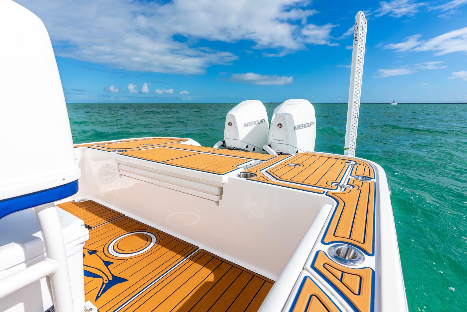 2024 Caymas Hybrid Boat 281 HB - Image 14