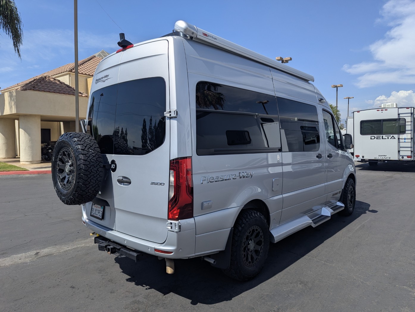 2024 Pleasure-Way Ascent TS - Image 14