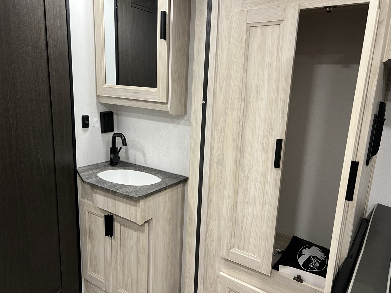 2024 Forest River Sunseeker LE 2150SLE - Image 12