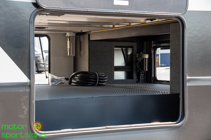2027 KZ RV Ridgeway 31RL - Image 10