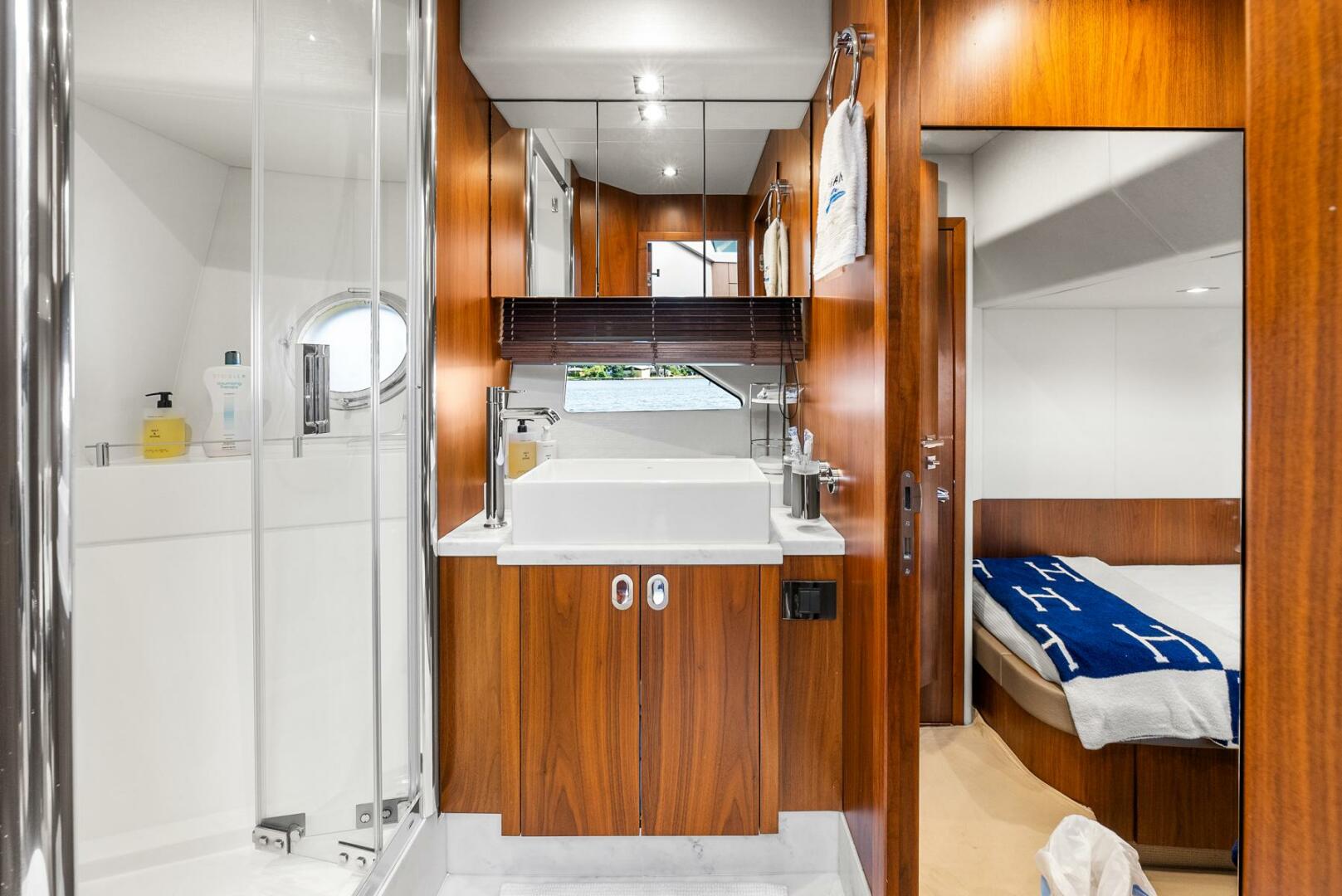 2016 Sunseeker Manhattan 65 - Image 71