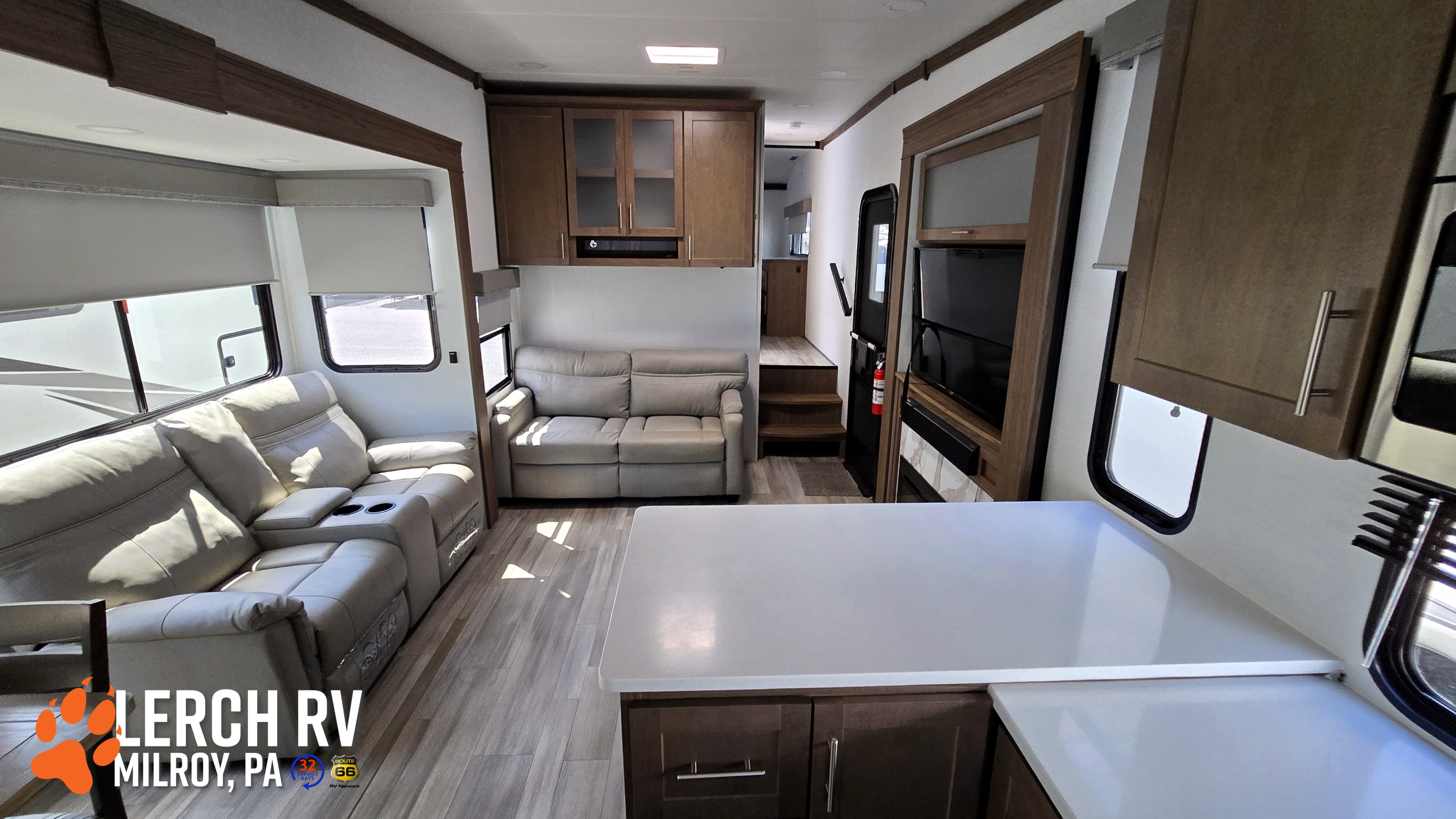2024 Alliance RV Avenue 33RKS - Image 29