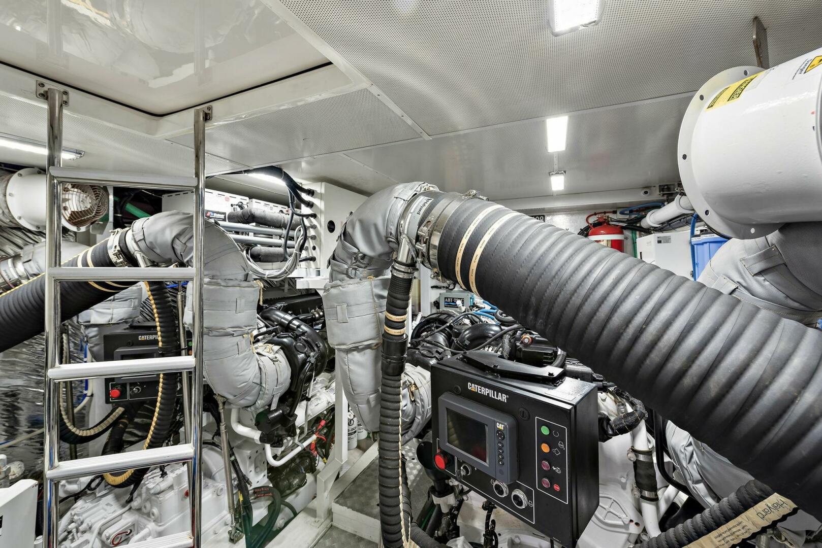 2015 Princess 72 Motoryacht - Image 37