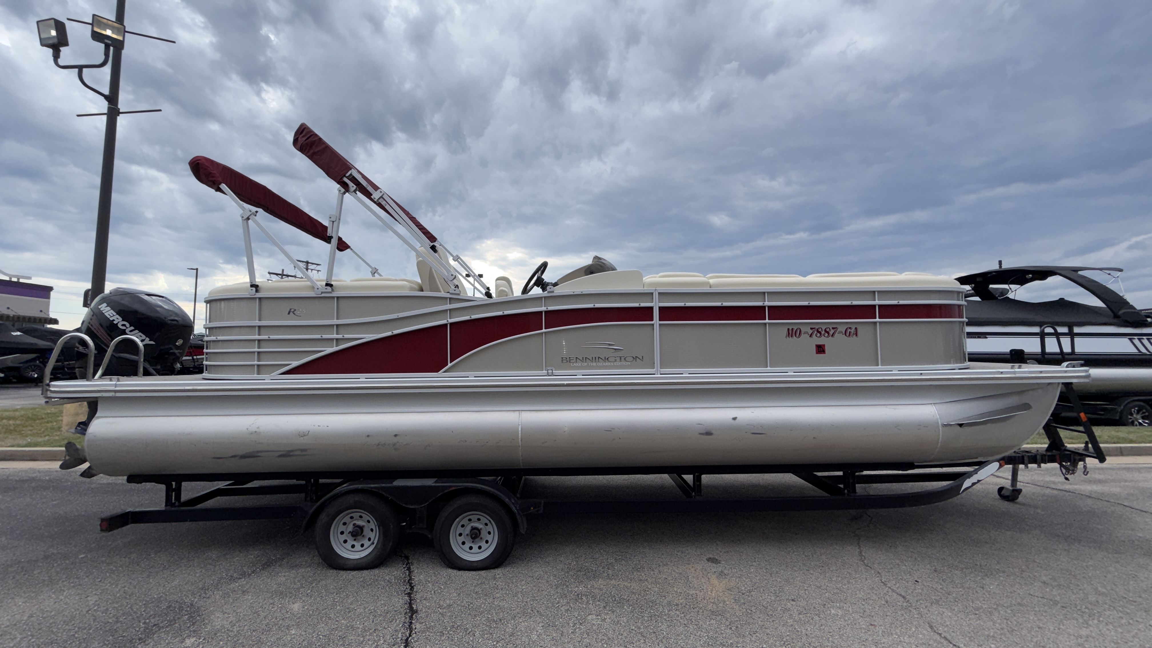 2015 Bennington 2550 RSR - Image 4