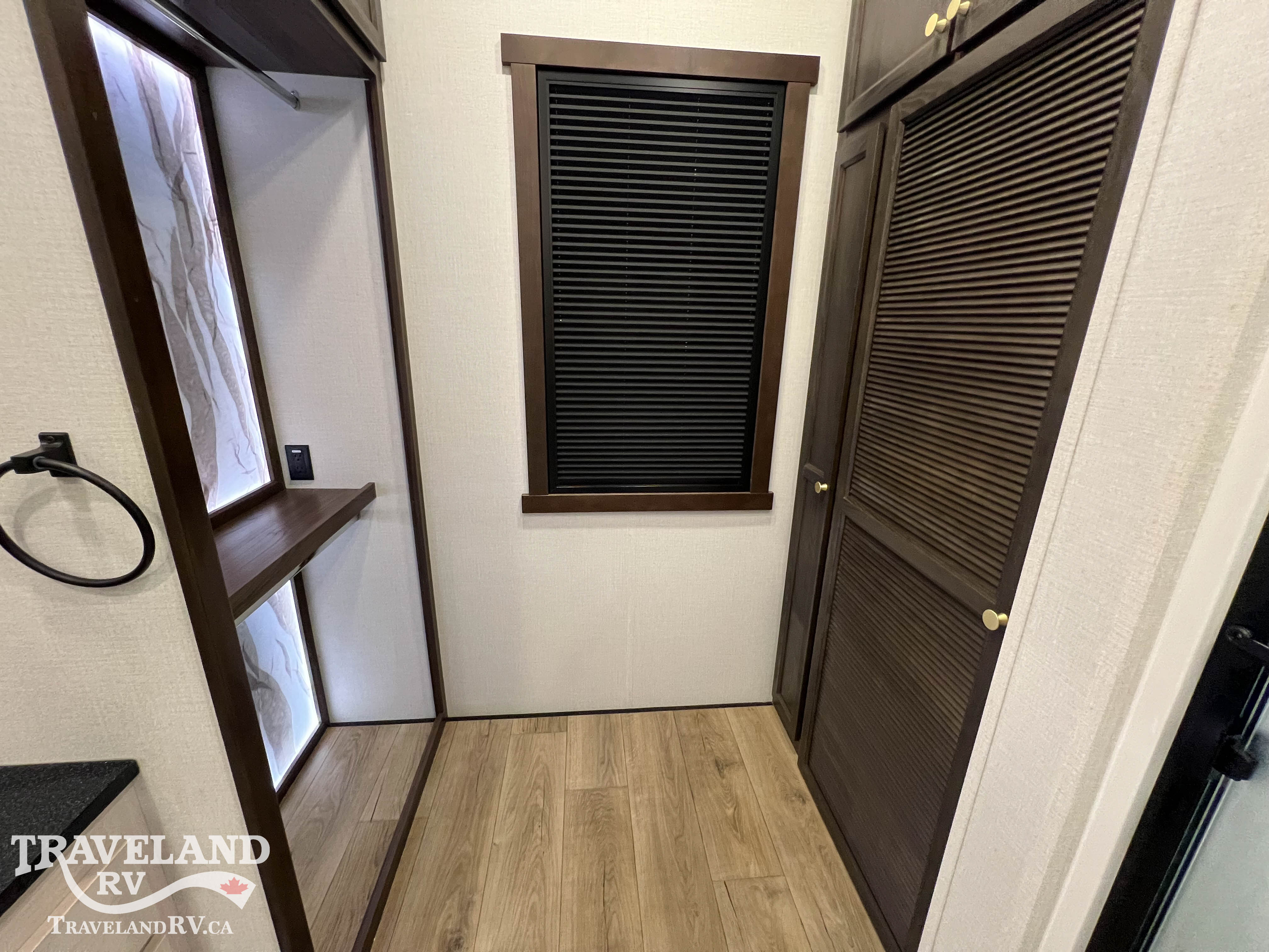 2026 Forest River Cedar Creek Cottage 40CFL2B - Image 39