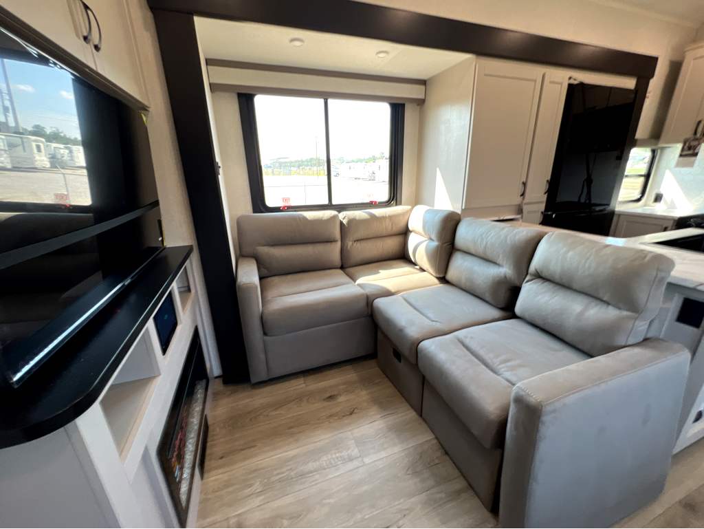 2026 JAYCO SEISMIC 395 - Image 15