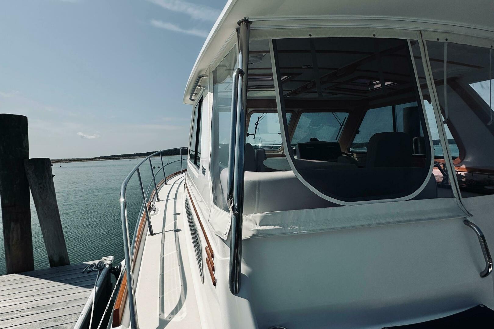 2007 Sabre 34 Express - Image 18