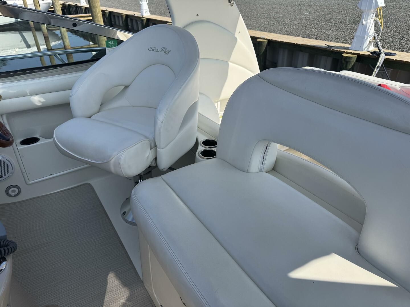 2002 Sea Ray 360 Sundancer - Image 20
