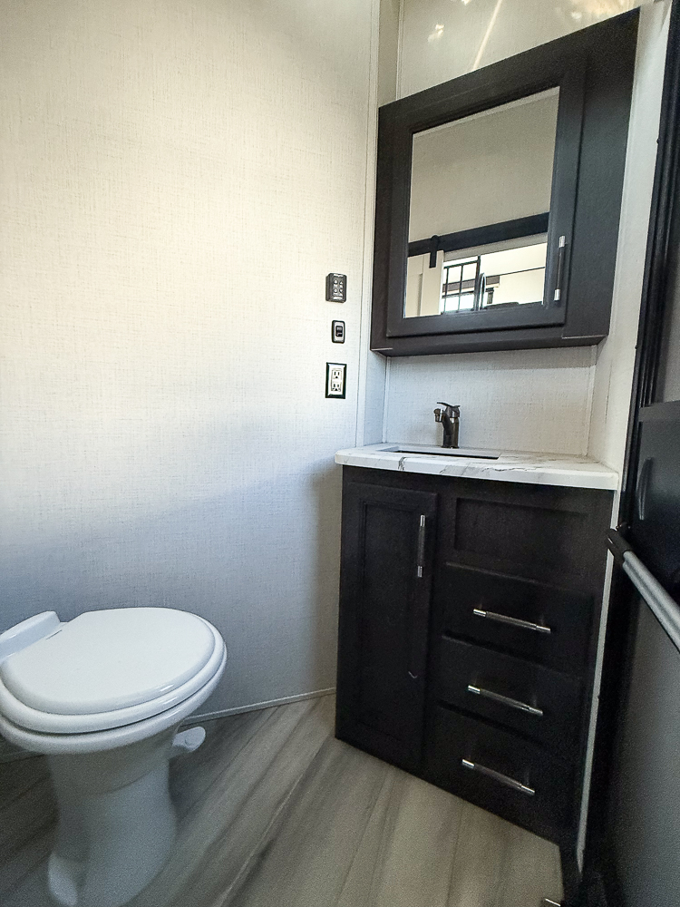 2026 KEYSTONE 380LT - Image 63