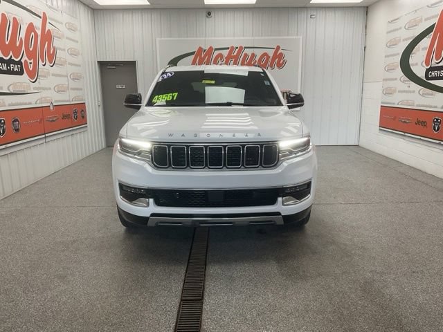 2024 Jeep Wagoneer L Utility 4D Series III 4WD - Image 3
