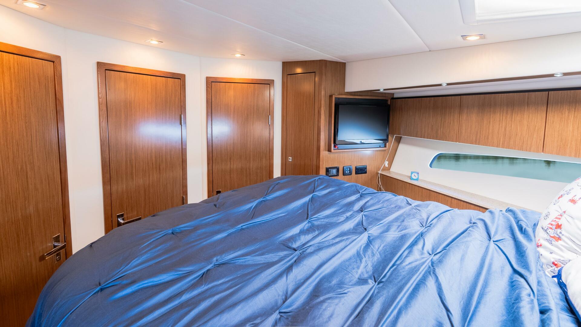 2013 CRUISERS 48 Cantius Base - Image 37