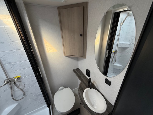 2026 SUNSEEKER 2380 AFT - Image 22
