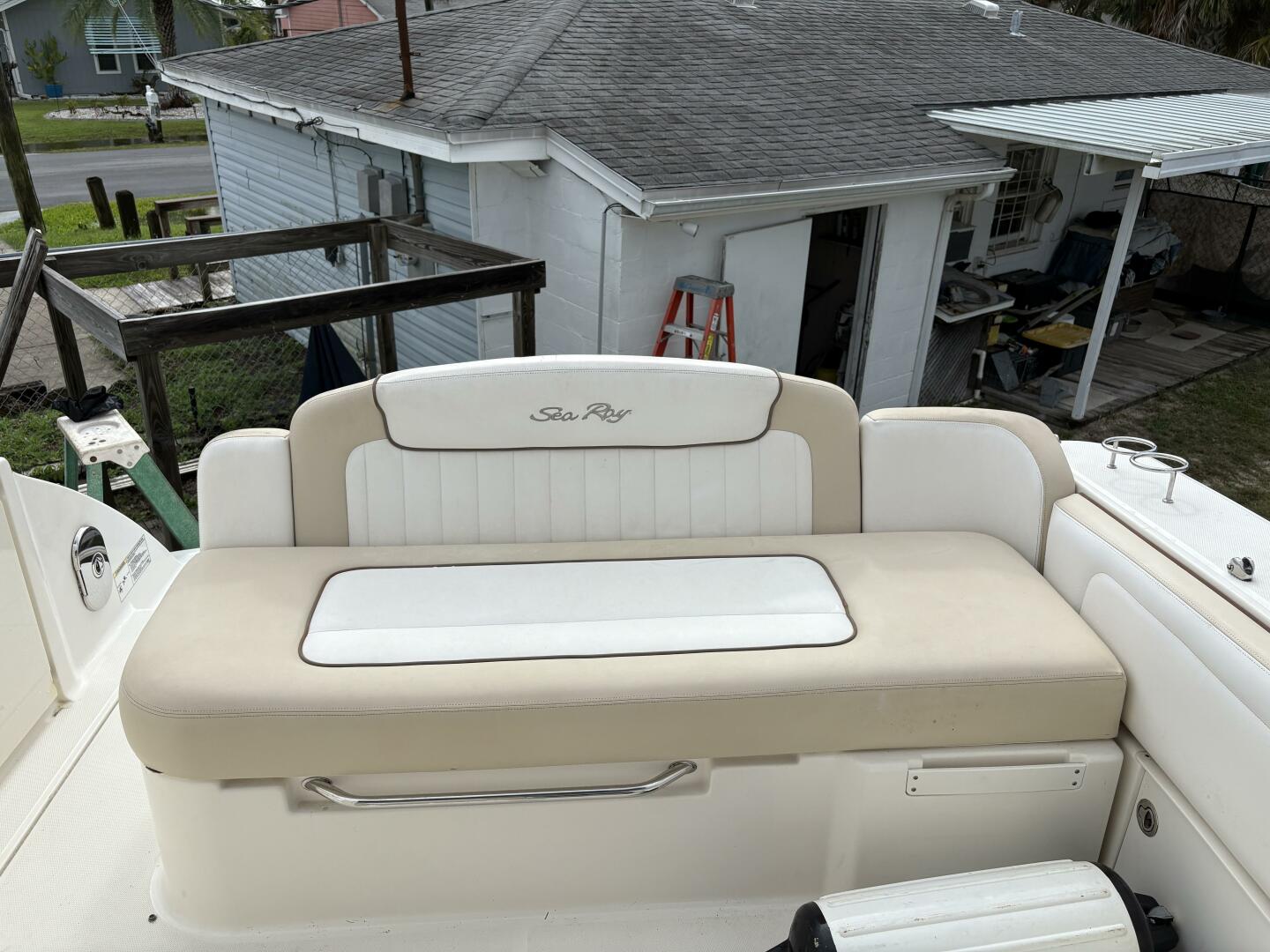 2012 Sea Ray 310 Sundancer - Image 10