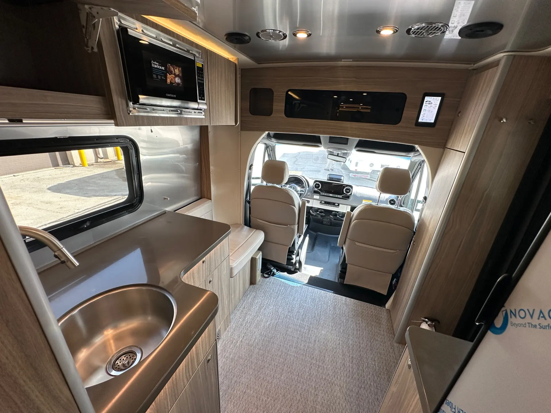 2027 Airstream Atlas 25RT - Image 12