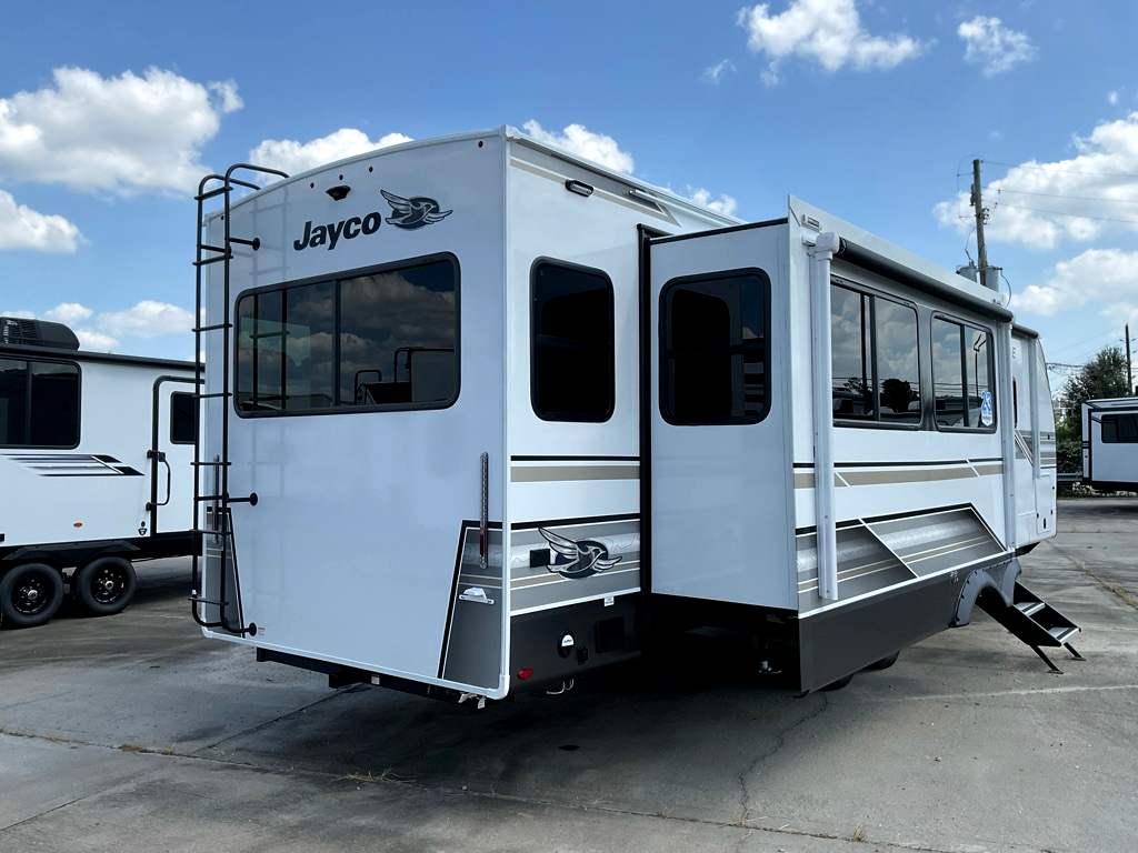 2027 JAYCO Eagle 294CKBS - Image 30