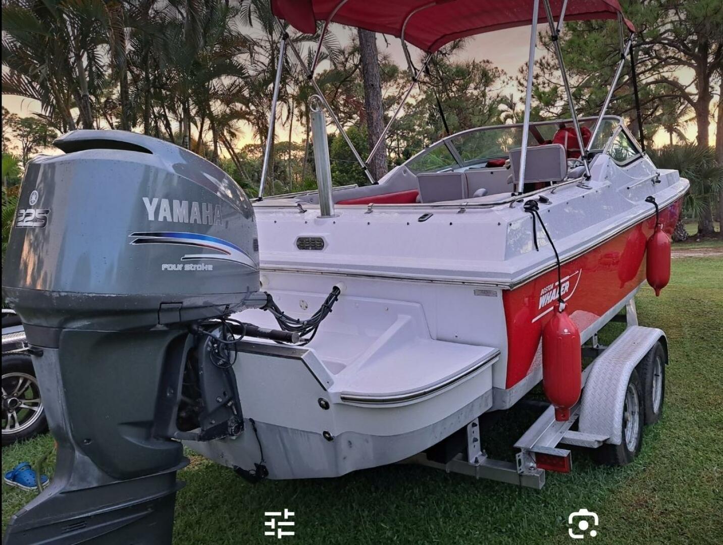 2021 Boston Whaler 300 FourStroke - Image 15