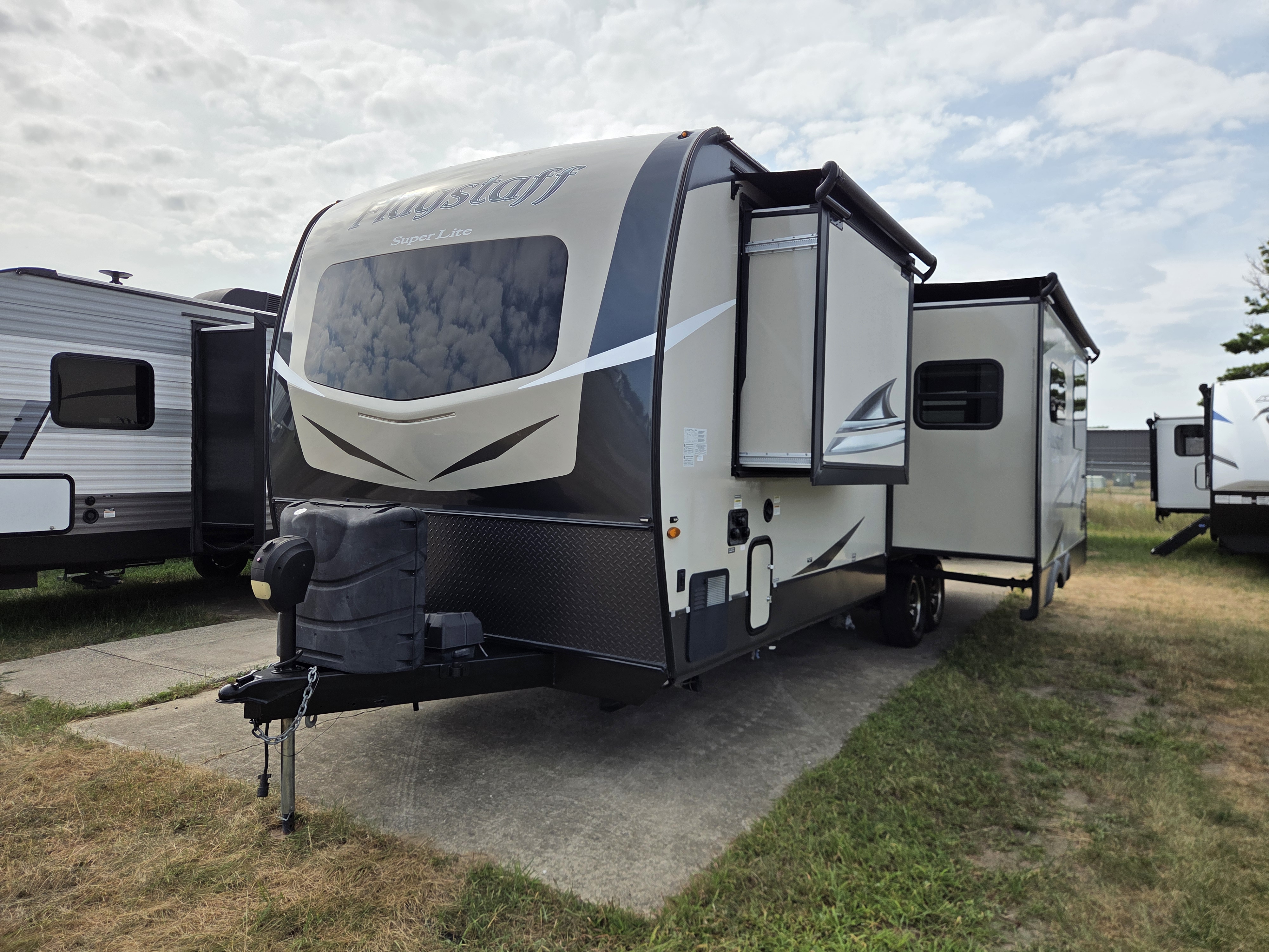 2020 Forest River Flagstaff Super Lite 26RLSW - Image 4